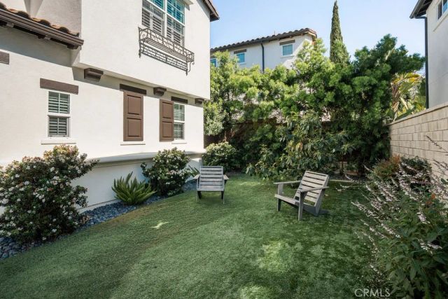 310 Costa Bella Court, Costa Mesa, CA 92627