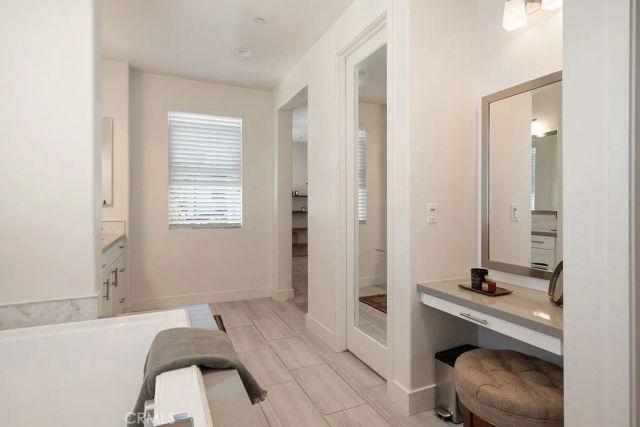 310 Costa Bella Court, Costa Mesa, CA 92627