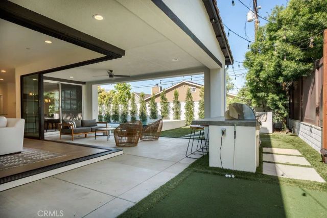 310 Costa Bella Court, Costa Mesa, CA 92627