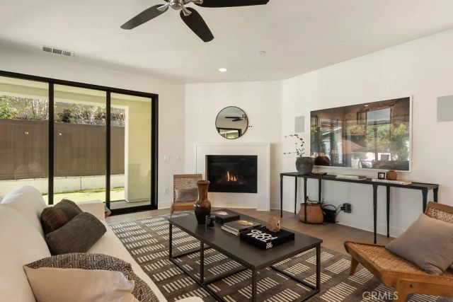 310 Costa Bella Court, Costa Mesa, CA 92627