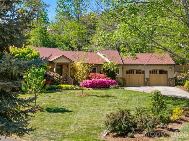43 Martindale Road, Asheville, NC 28804