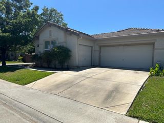 9760 Roedell Way, Elk Grove, CA 95624