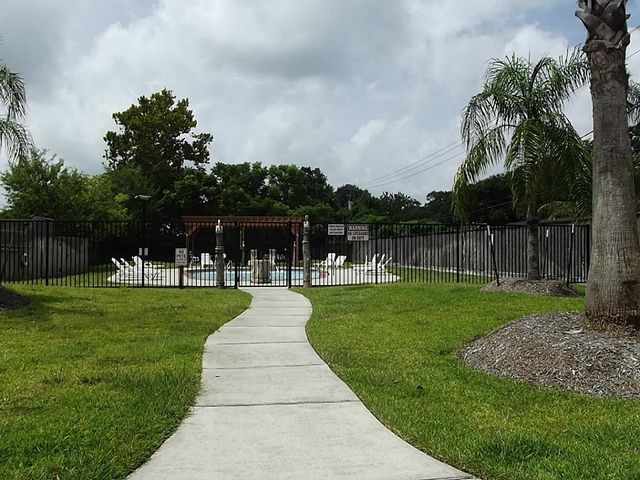 2801 Sand Dune Drive, Seabrook, TX 77586