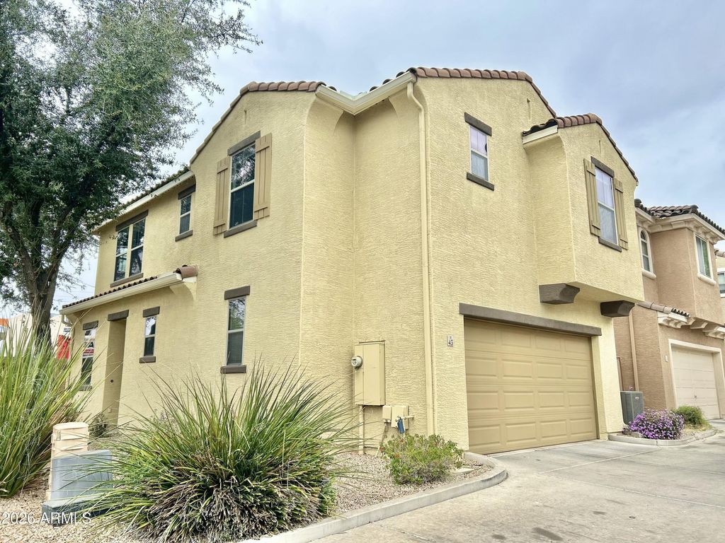 451 S HAWES Road 43, Mesa, AZ 85208