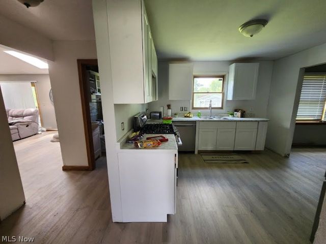 798 Devitt Avenue, Campbell, OH 44405