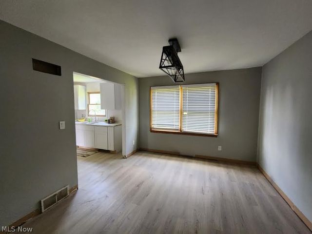 798 Devitt Avenue, Campbell, OH 44405