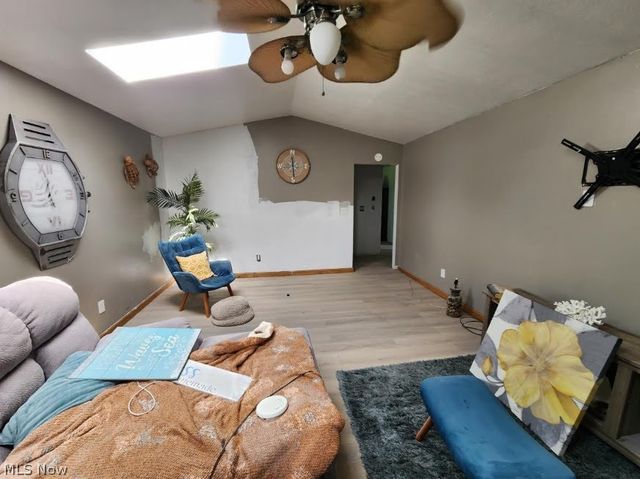 798 Devitt Avenue, Campbell, OH 44405
