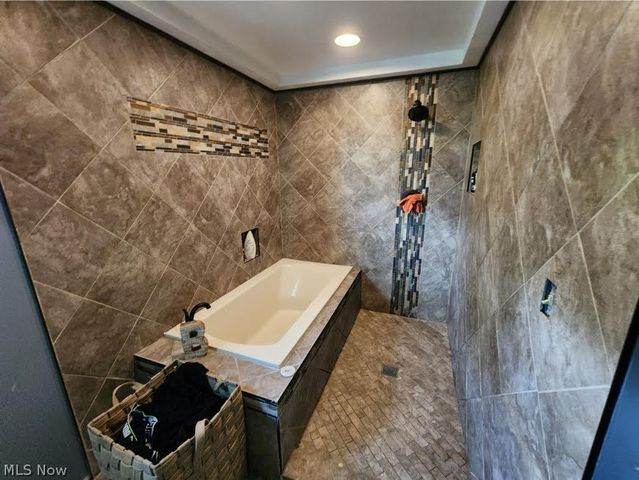 798 Devitt Avenue, Campbell, OH 44405