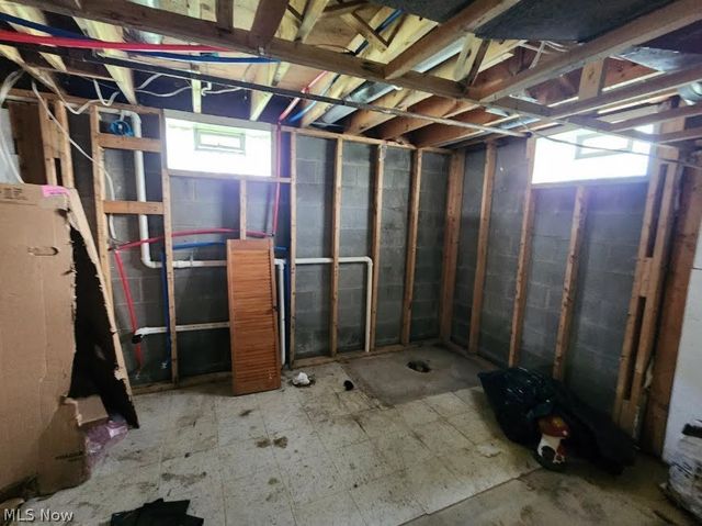 798 Devitt Avenue, Campbell, OH 44405