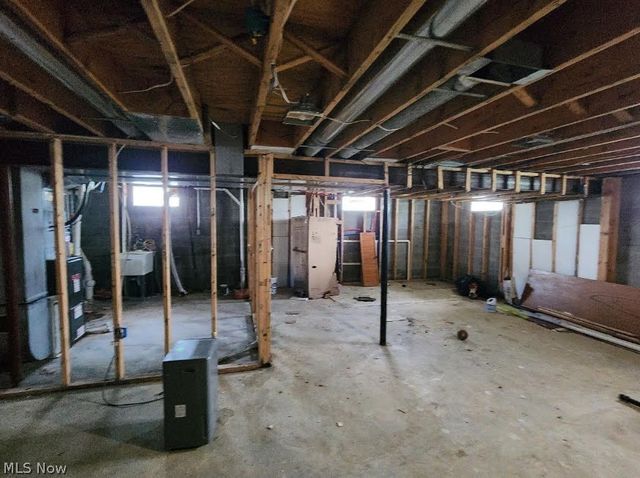 798 Devitt Avenue, Campbell, OH 44405