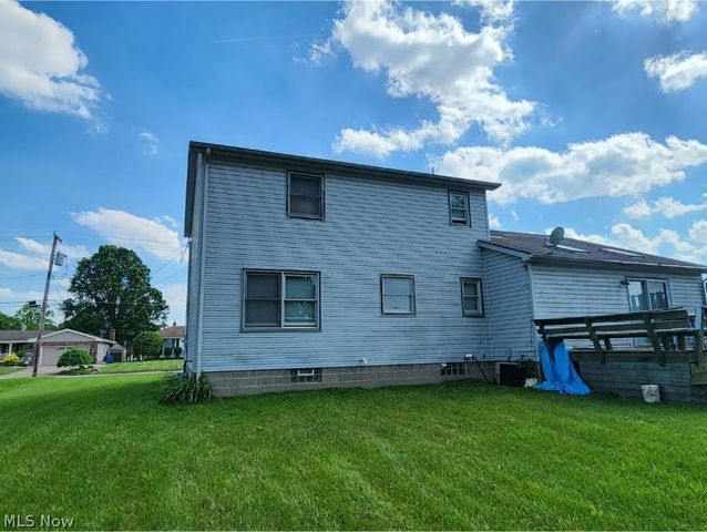 798 Devitt Avenue, Campbell, OH 44405