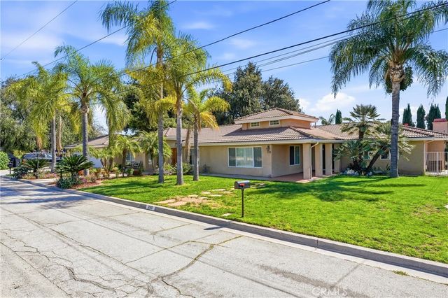 330 Moore, San Dimas, CA 91773