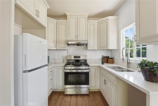 330 Moore, San Dimas, CA 91773