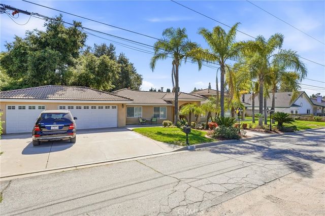 330 Moore, San Dimas, CA 91773