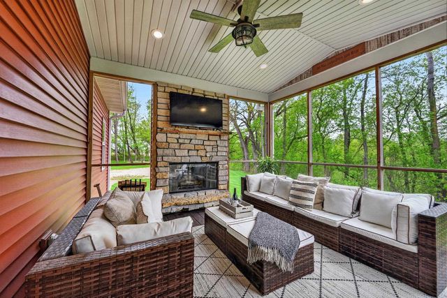 470 York Center Road, Waterloo, WI 53594
