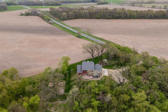 470 York Center Road, Waterloo, WI 53594