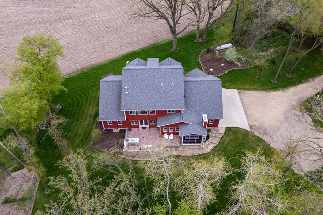 470 York Center Road, Waterloo, WI 53594