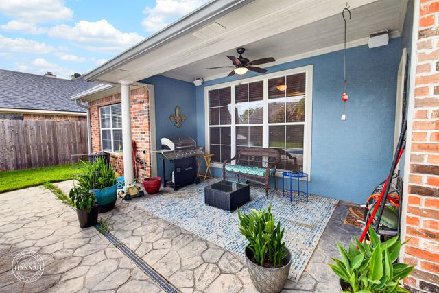 457 Grand Oaks Drive, Shreveport, LA 71106