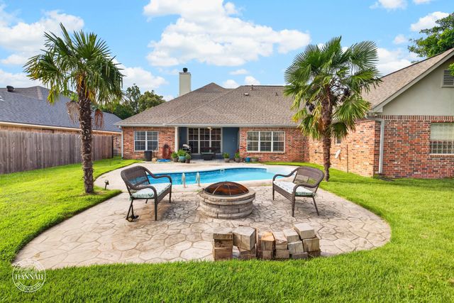 457 Grand Oaks Drive, Shreveport, LA 71106