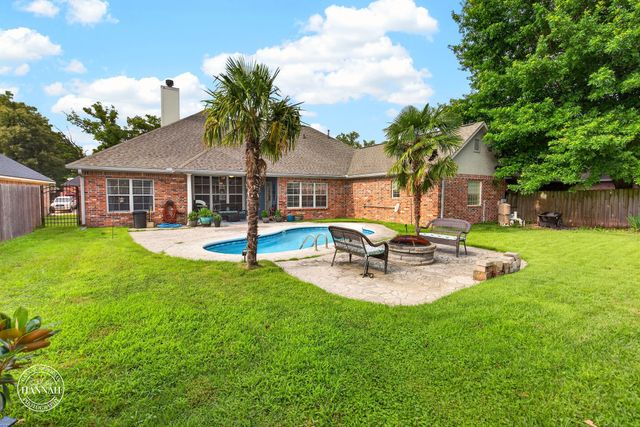 457 Grand Oaks Drive, Shreveport, LA 71106
