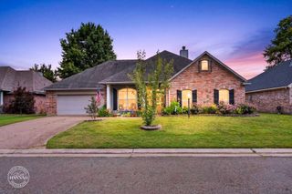 457 Grand Oaks Drive, Shreveport, LA 71106
