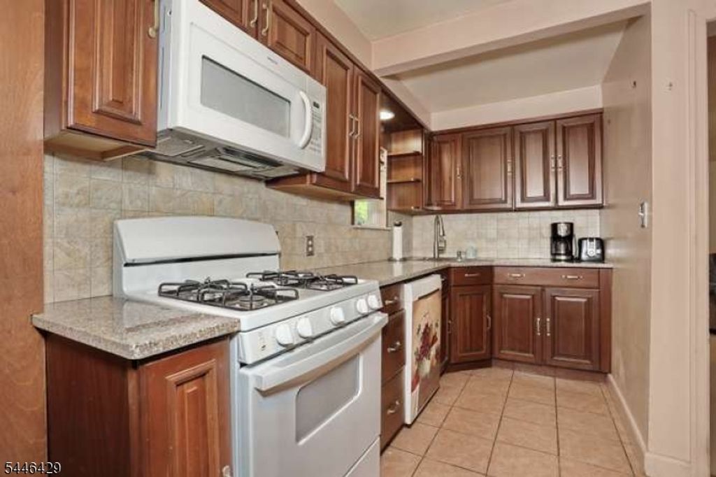 24 New St, Butler Boro, NJ 07405 — photo 4