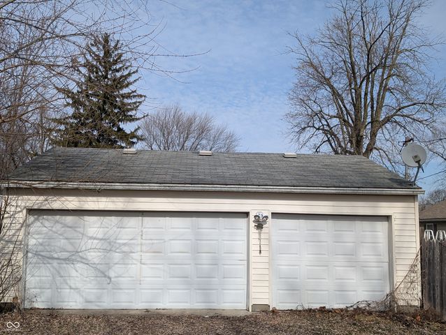 1033 E 3rd Street, Greenfield, IN 46140