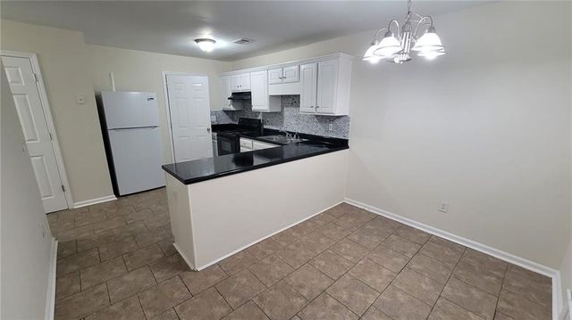 6018 Creekerton Boulevard, Mcdonough, GA 30252