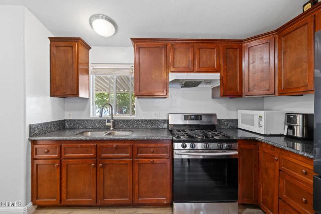 3255 E Avenue R 53, Palmdale, CA 93550