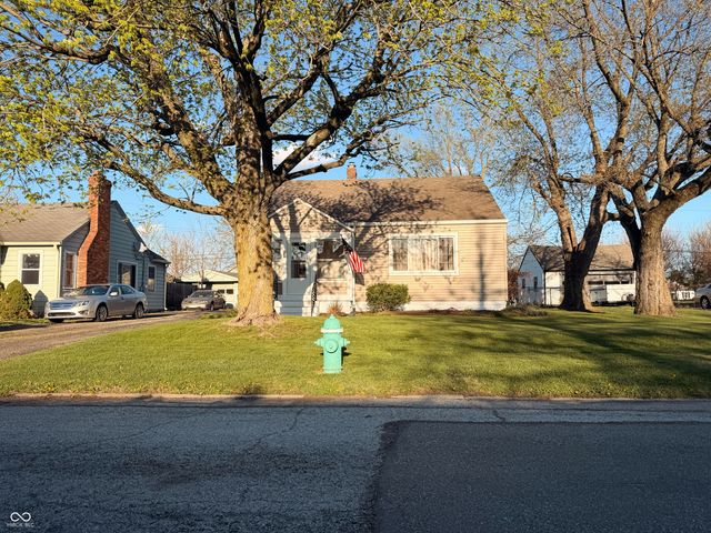 415 N 18th Avenue, Beech Grove, IN 46107