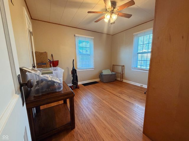 415 N 18th Avenue, Beech Grove, IN 46107