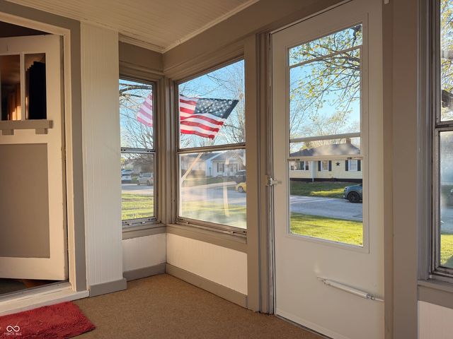 415 N 18th Avenue, Beech Grove, IN 46107