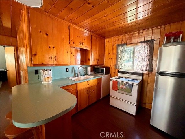 6028 Lake, Angelus Oaks, CA 92305