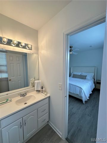 901 Hargrove 16C, Tuscaloosa, AL 35401