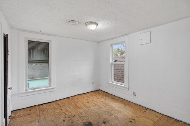 4051 Bryant Avenue N, Minneapolis, MN 55412