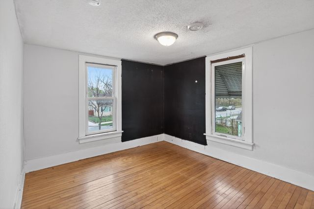 4051 Bryant Avenue N, Minneapolis, MN 55412