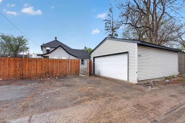 4051 Bryant Avenue N, Minneapolis, MN 55412