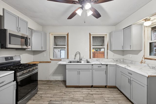 4051 Bryant Avenue N, Minneapolis, MN 55412