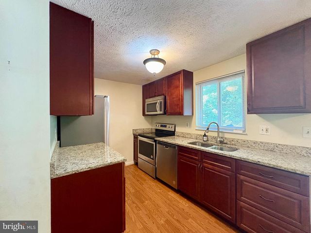 8112 PARKDALE CT, Springfield, VA 22153