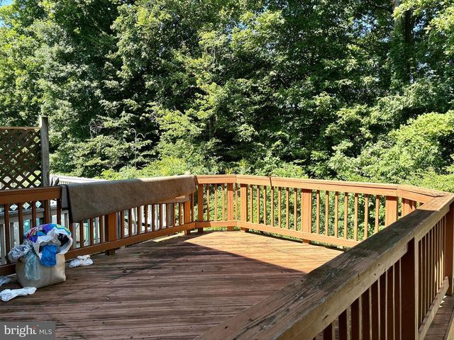 8112 PARKDALE CT, Springfield, VA 22153
