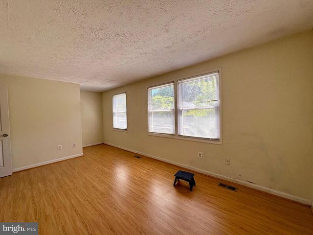 8112 PARKDALE CT, Springfield, VA 22153