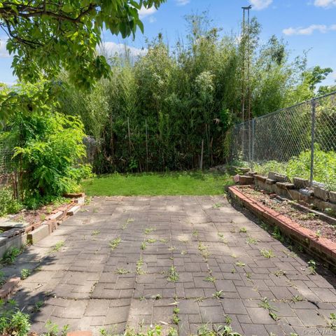 7442 43rd Avenue, Elmhurst, NY 11373