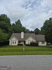 200 Five Oaks Drive, Covington, GA 30014