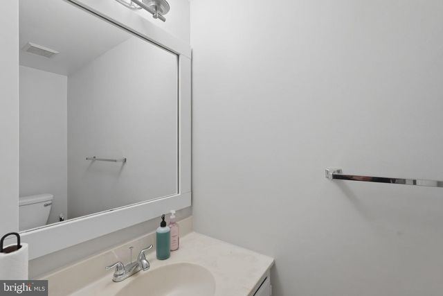 3810-B STEPPES CT, Falls Church, VA 22041