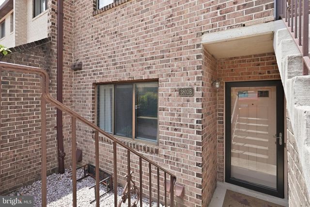 3810-B STEPPES CT, Falls Church, VA 22041