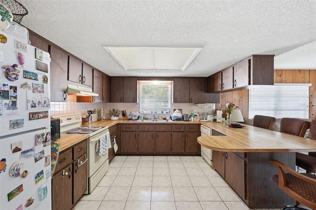 636 TESSIER COURT, Tarpon Springs, FL 34689