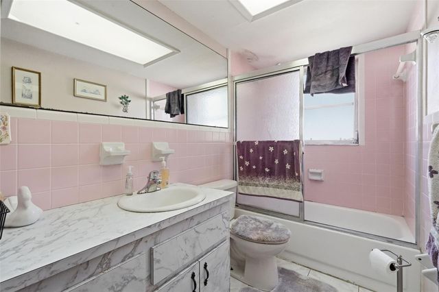 636 TESSIER COURT, Tarpon Springs, FL 34689