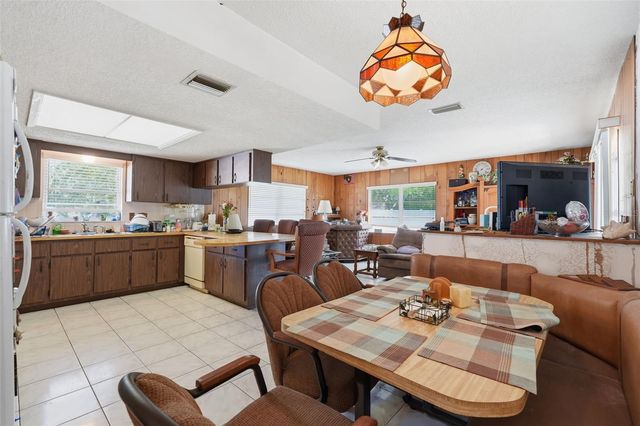 636 TESSIER COURT, Tarpon Springs, FL 34689