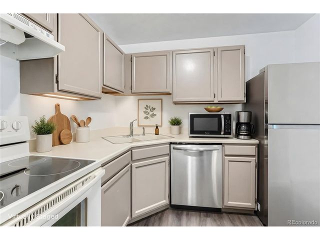 63 S Sable Blvd E25, Aurora, CO 80012