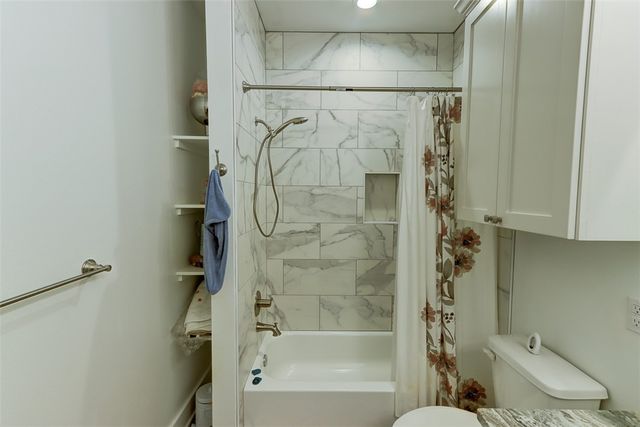 4002 Brownway Drive, College Station, TX 77845